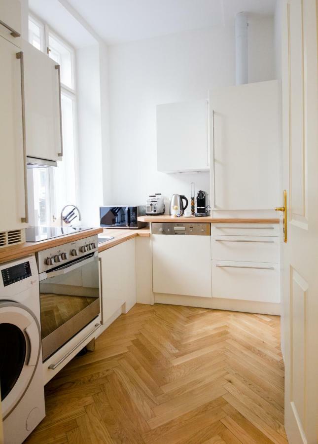 Studio Apartments Naschmarkt Wien Exterior foto